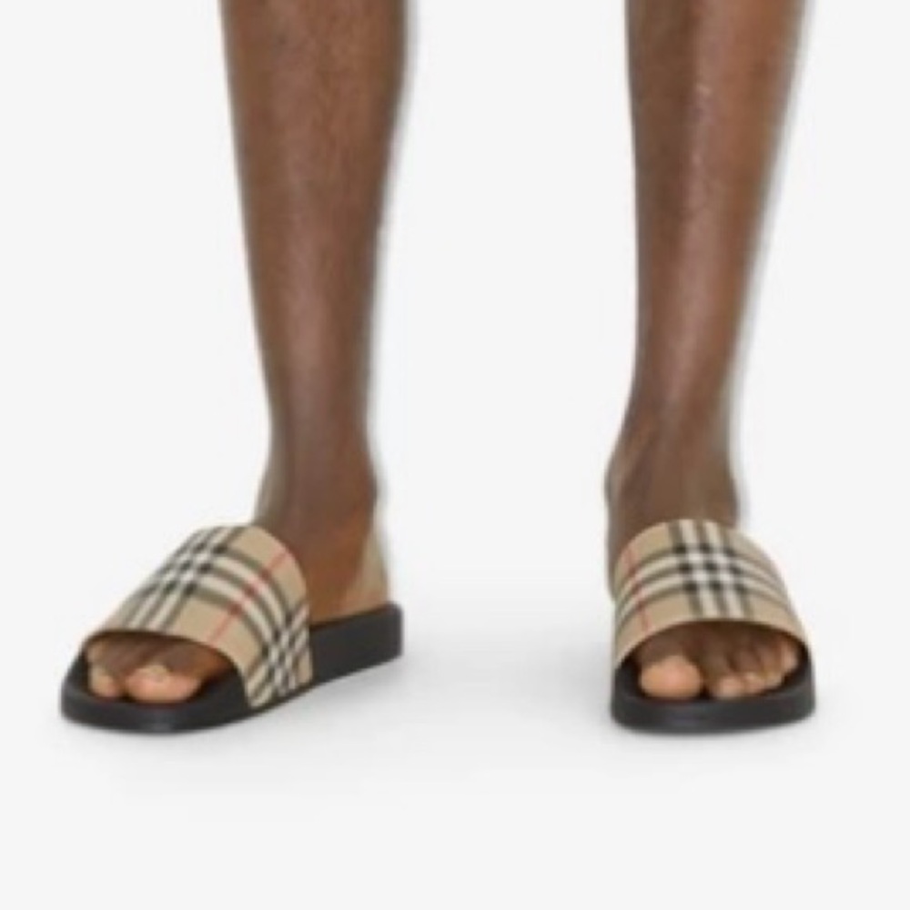 [Burberry] Furley Check Plaid Slides Slip-On Sandals w/ Box Youth EU 34 / US 3 - Picture 2 of 15